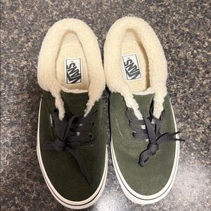Vans Sherpa Authentic Grape Leaf Men Size 6 Women Size 7.5 Green Shoes NEW